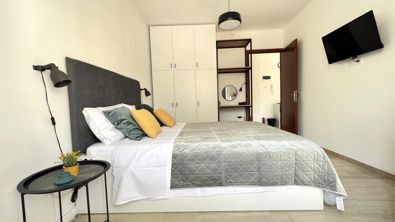 Zeus Bright & New Apartment - 25' Walk To The Acropolis 雅典 外观 照片